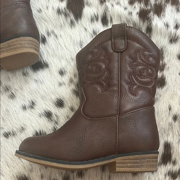 Cat & Jack Brown Toddler Boots - Picture 4 of 4